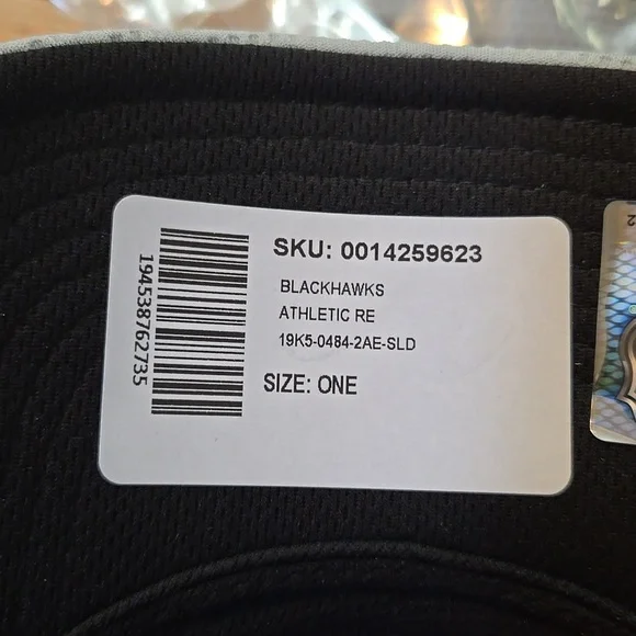 NWT NHL Chicago Blackhawks Fanatics 2020 Locker Room Pro Authentic Adjustable Ha - Picture 14 of 14